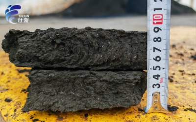 污泥調(diào)理劑解決壓泥太稀難題，實(shí)現(xiàn)污泥干化-青島仕駿