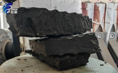 污泥增效劑用于印染污泥脫水，效果贊不贊？-青島仕駿