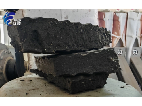 污泥增效劑在印染廠可實(shí)現(xiàn)污泥深度脫水-青島仕駿